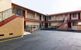 Econo Lodge I-405